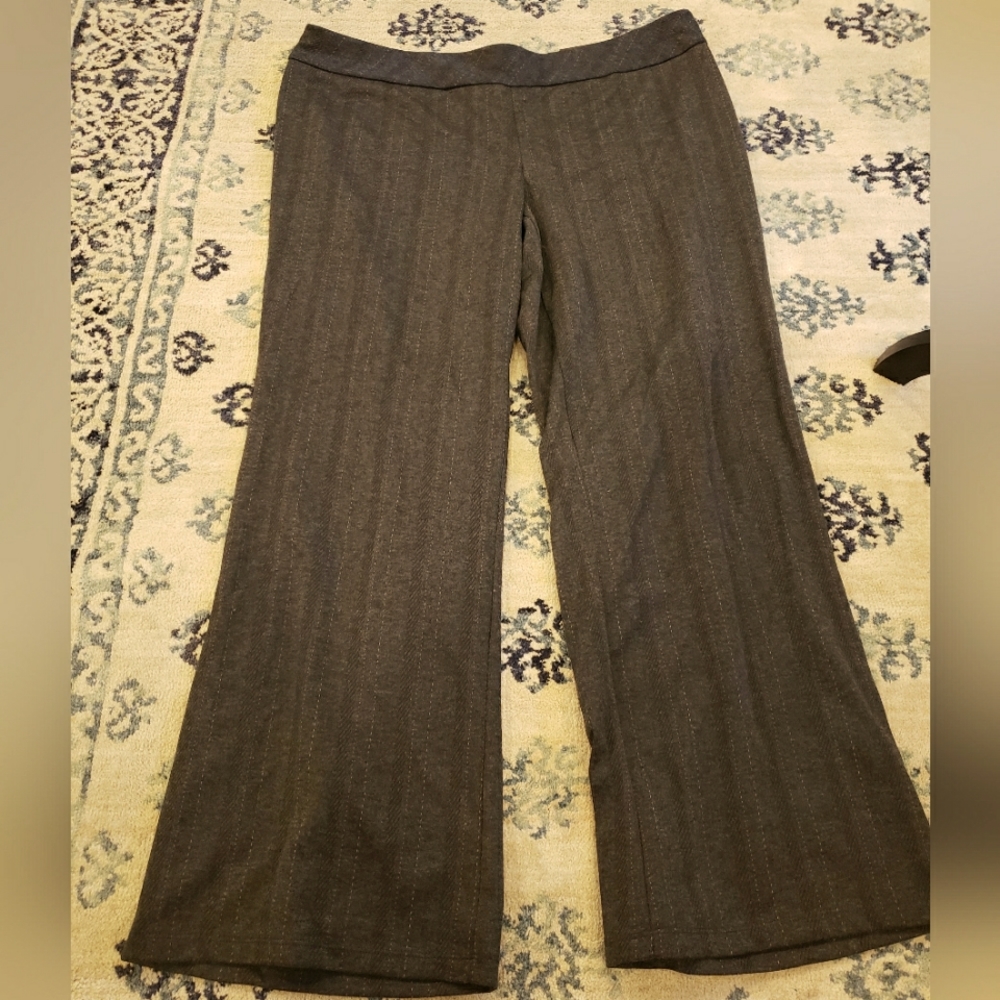 Lane Bryant Modern Knit Pant, size 18/20 NWT
